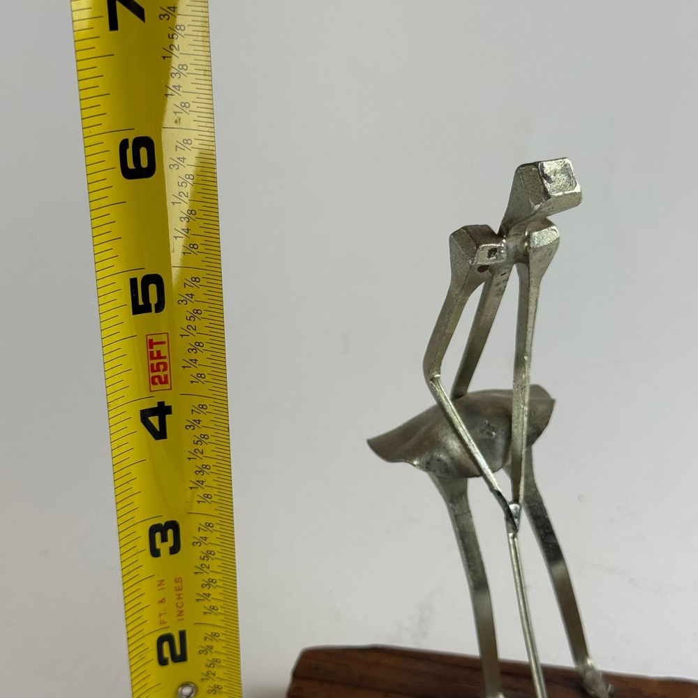 Vintage Sterner Imports Golfer Nail Art Sculpture Made in Spain Wood Base - Picture 6 of 7